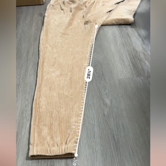 H&M Tan Corduroy High Rise Ankle Length Jogger Pants Size M - Picture 9 of 9